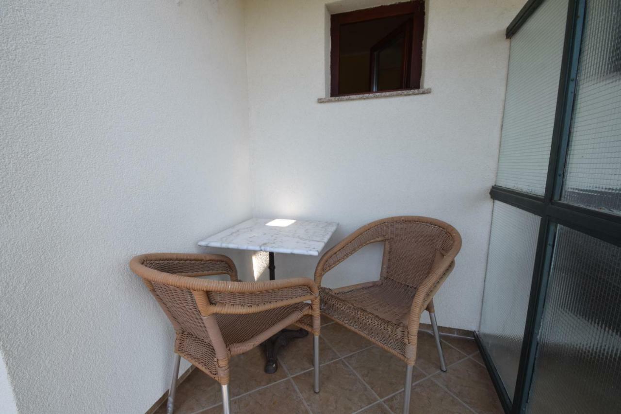 Apartments Nina Starigrad Paklenica Zewnętrze zdjęcie