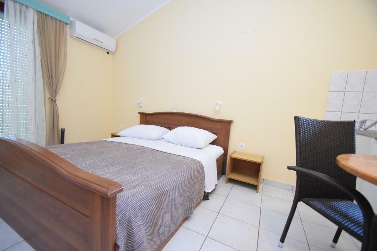 Apartments Nina Starigrad Paklenica Zewnętrze zdjęcie